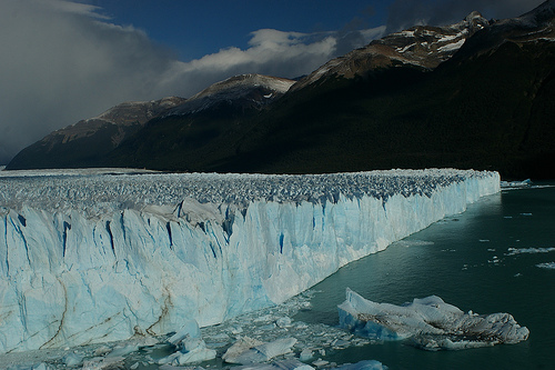 The right half of the Perito Moreno Glacier.